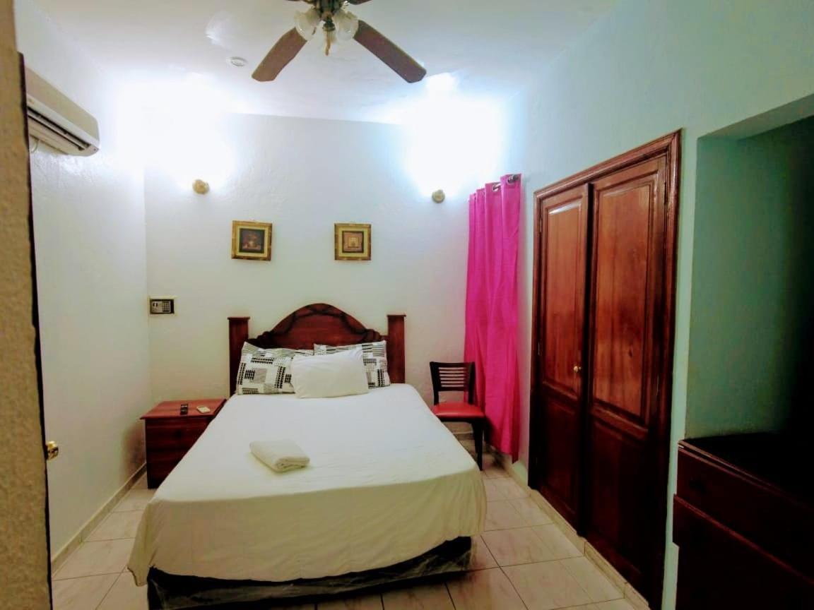 סנטו דומינגו Hotel Aluge מראה חיצוני תמונה